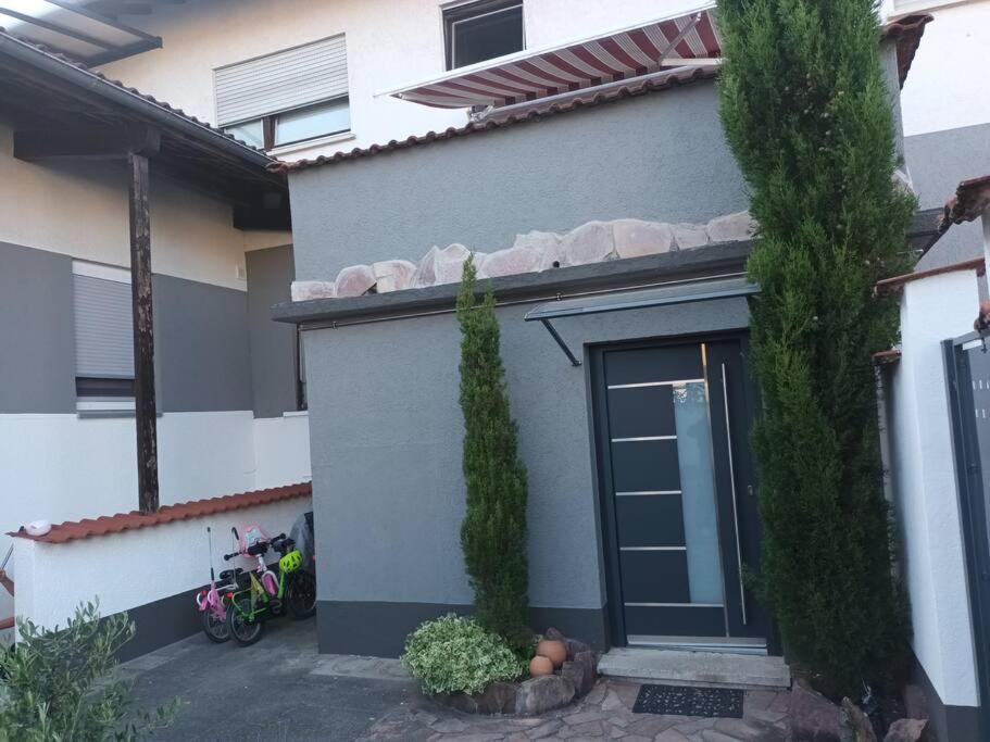 Bello Apartamento Graben-Neudorf ภายนอก รูปภาพ